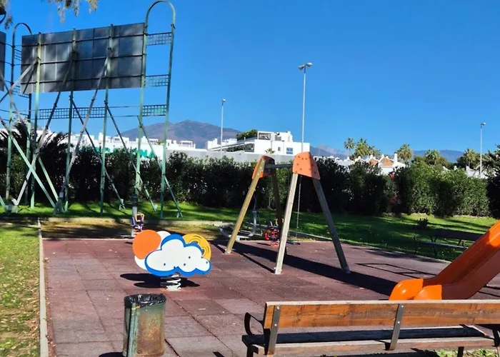 Marbella Benamara 3 * Εστεπόνα